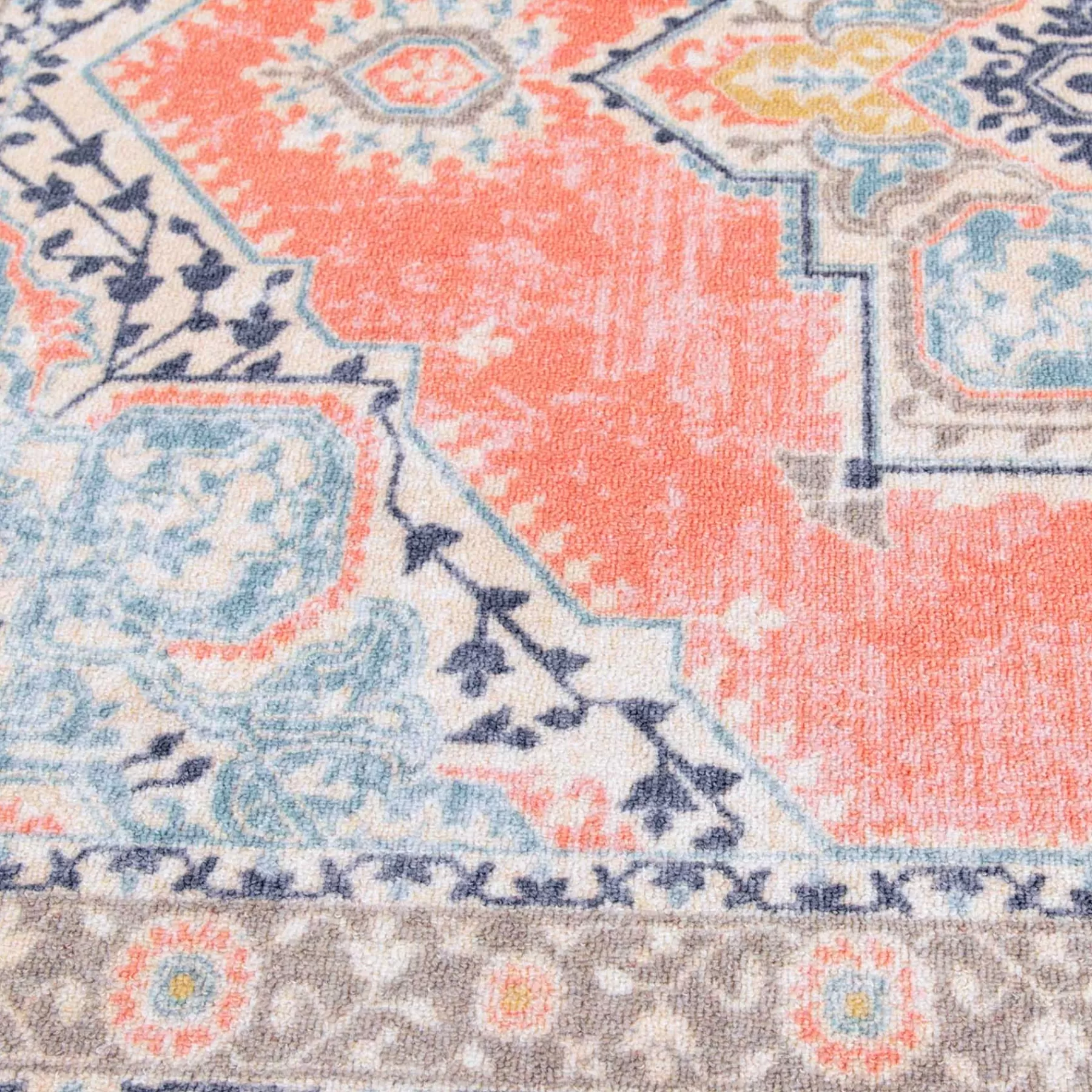 * Exclusive (D561) Venus Pink Multi-Colored Medallion Area Rug, 5 7